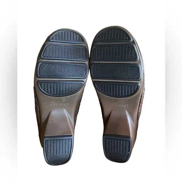 DANSKO Women's Clogs Sz 38 SHYANNE Brown Slip On Cut Out Stud Design Mules Shoes - Picture 5 of 5